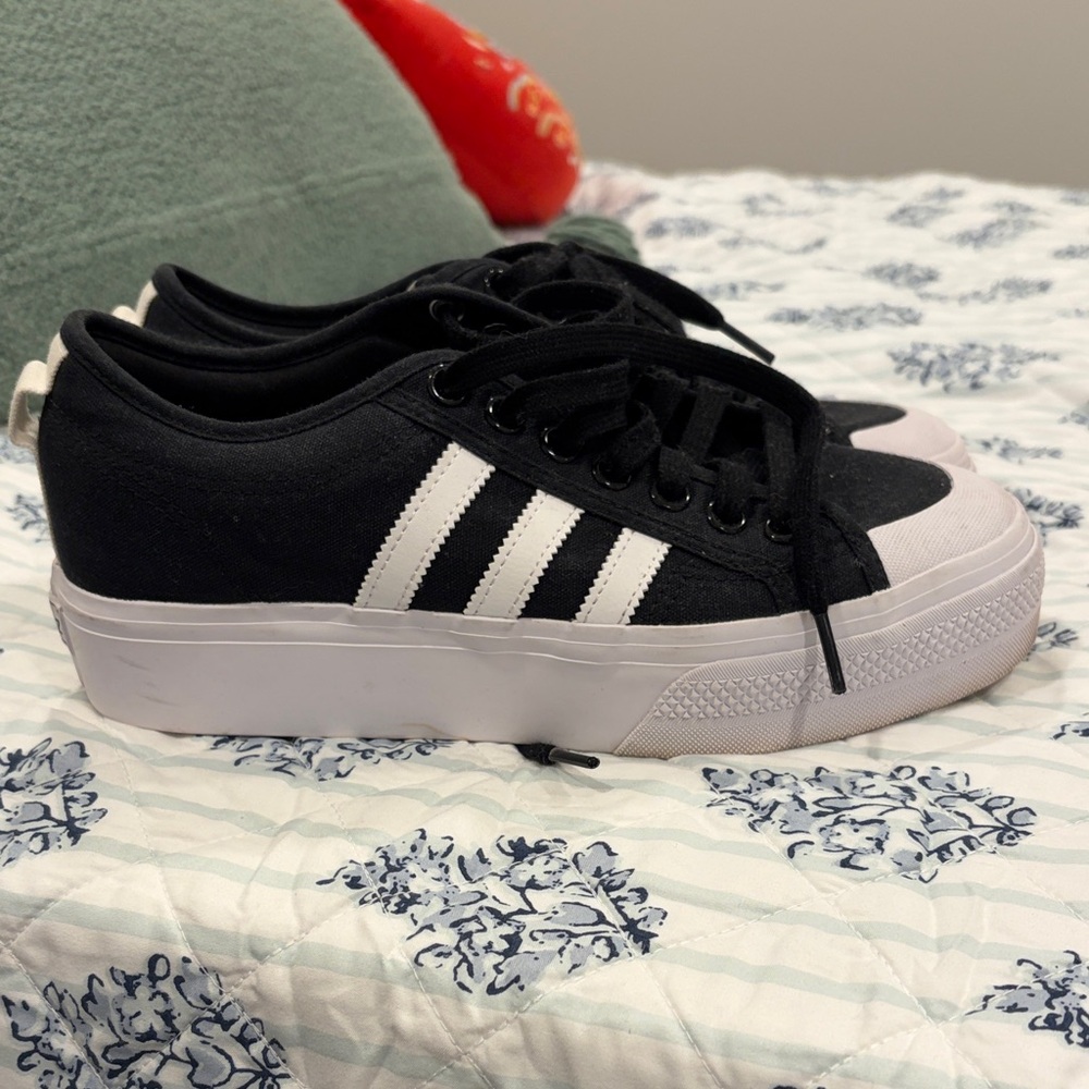 Adidas Originals Nizza Black Platform Women’s Casual Sneakers